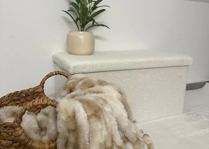 Moderne Schicke Dachgeschosswohnung 15 Min Bis Duesseldorf Lägenhet Duisburg